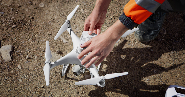 travailler avec un drone pour les géomètres